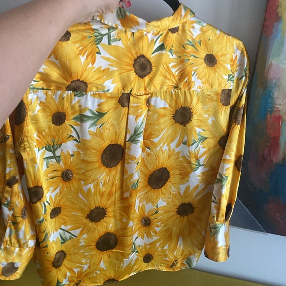 Authentic Dolce & Gabbana shirt/blouse. No damages. Size 40 - Picture 8 of 10